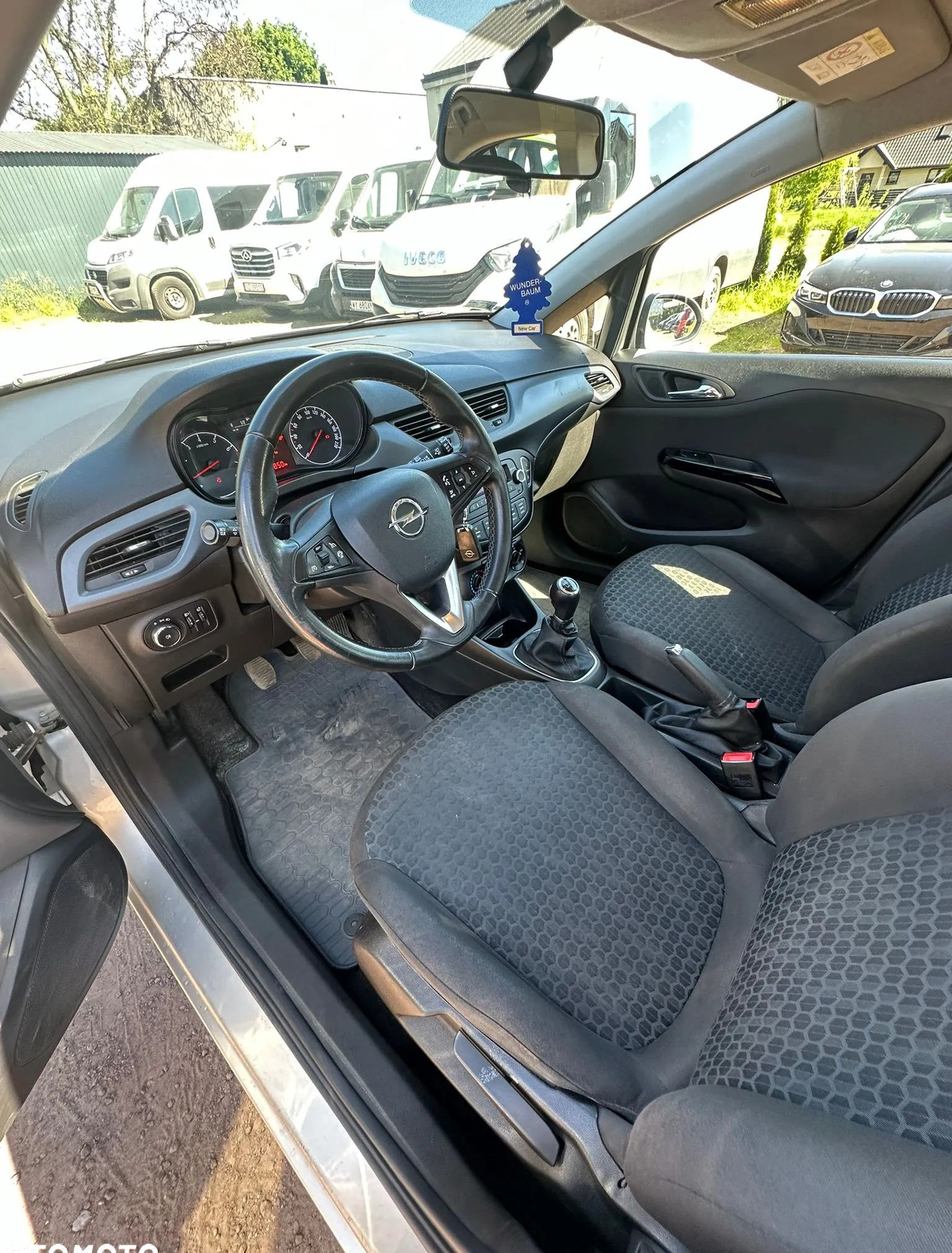 Opel Corsa cena 25900 przebieg: 172000, rok produkcji 2017 z Zabrze małe 56